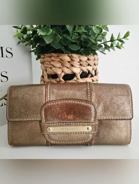 Authentic GIVENCHY Long Flap Leather Wallet Card Holder Clutch Metallic‎